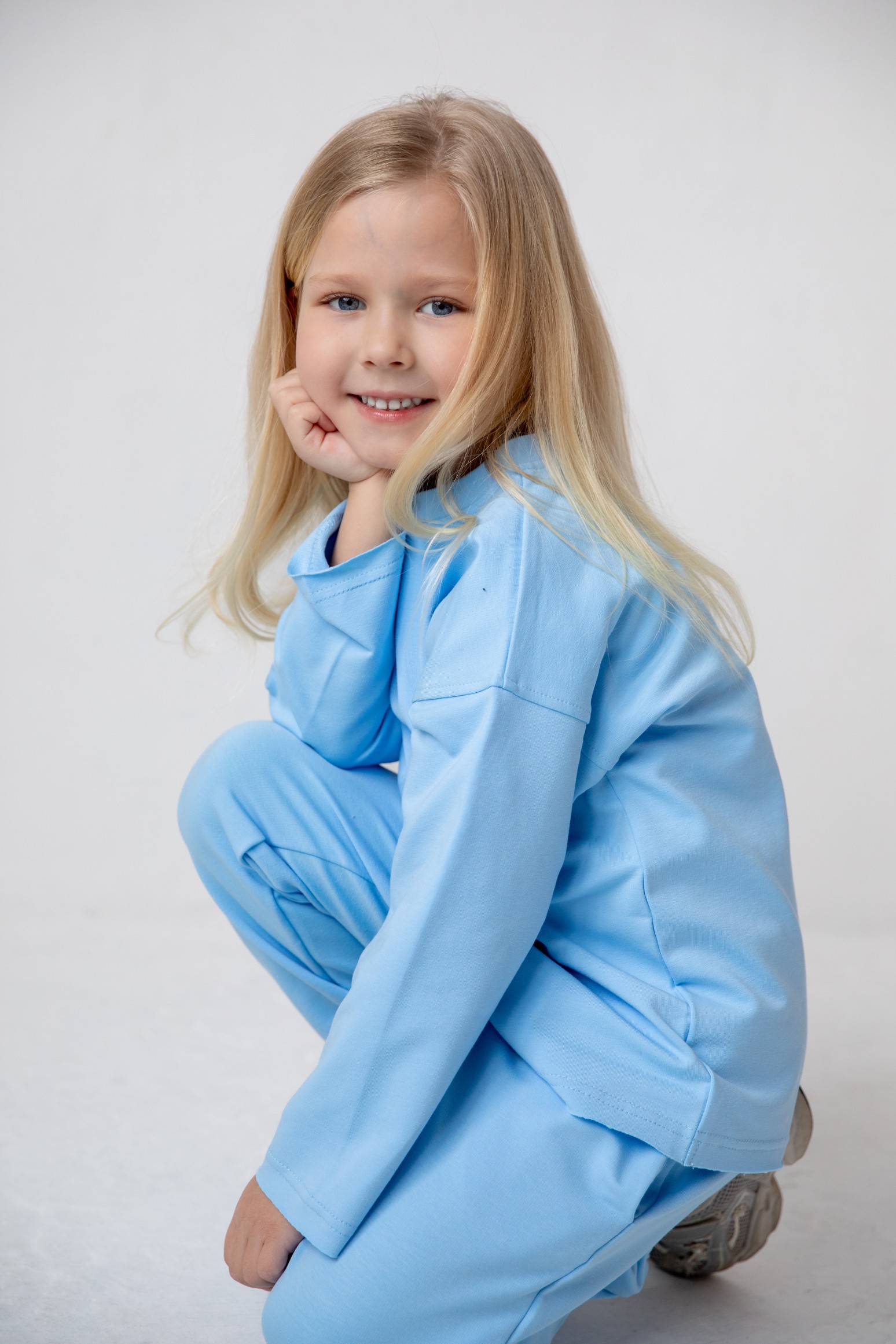 Костюм лонгслив и джоггеры