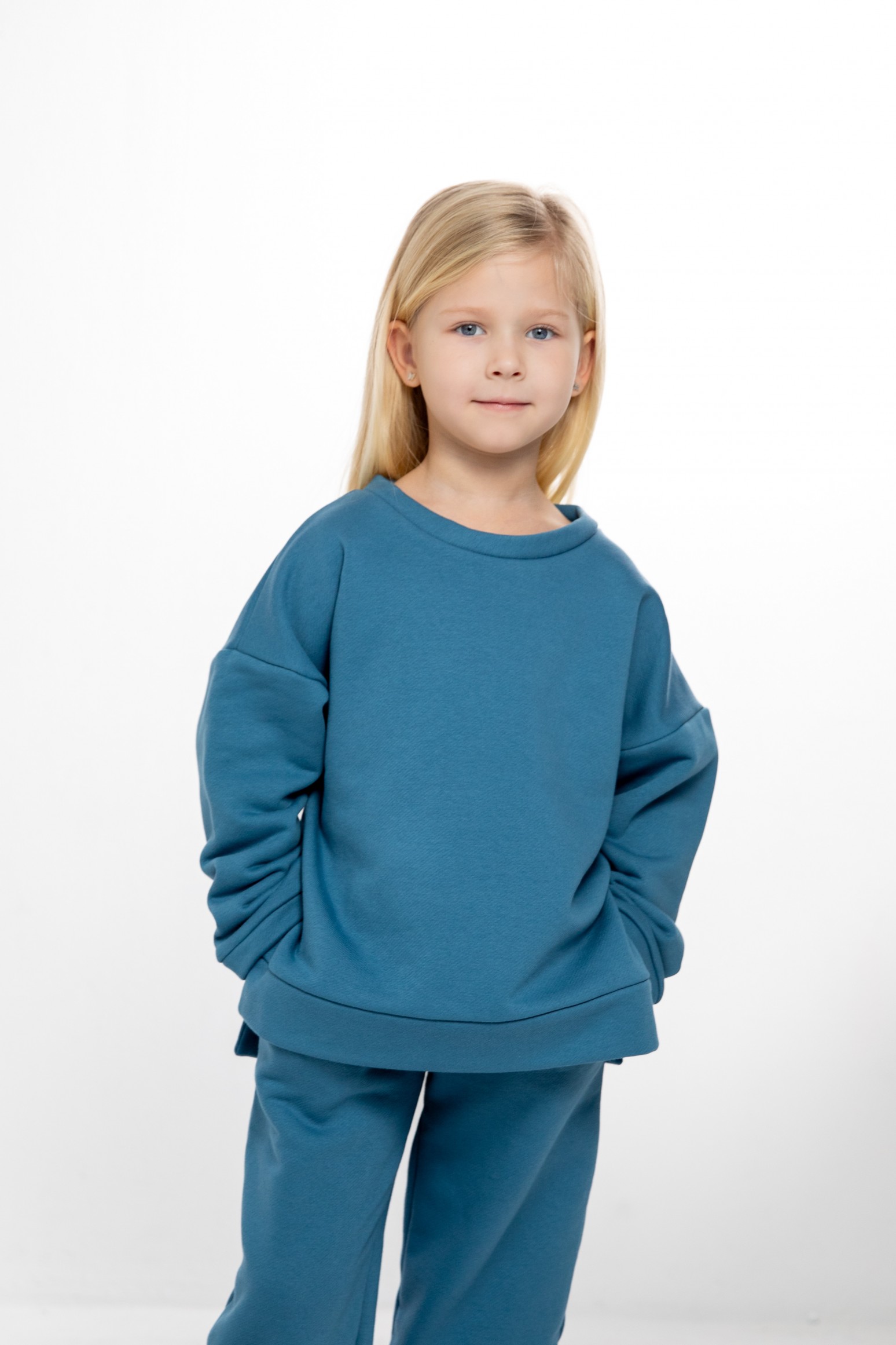 Костюм толстовка с разрезами и джогеры