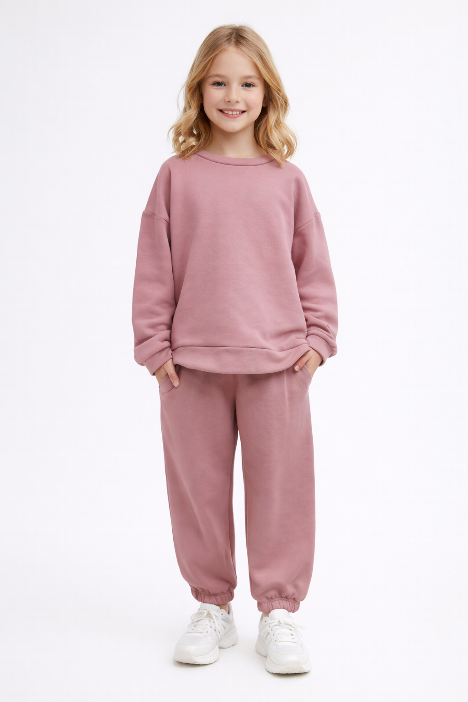 Костюм толстовка с разрезами и джогеры