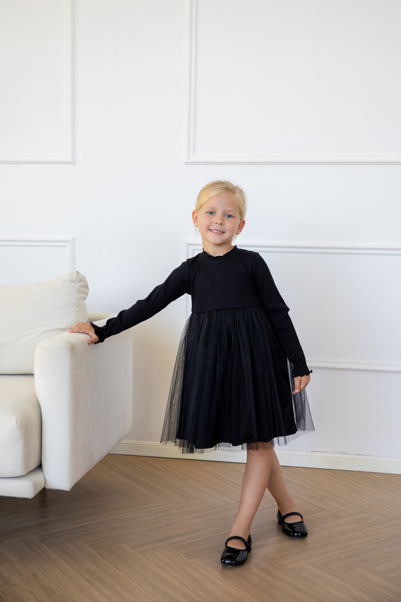 Платье из трикотажа с фатином