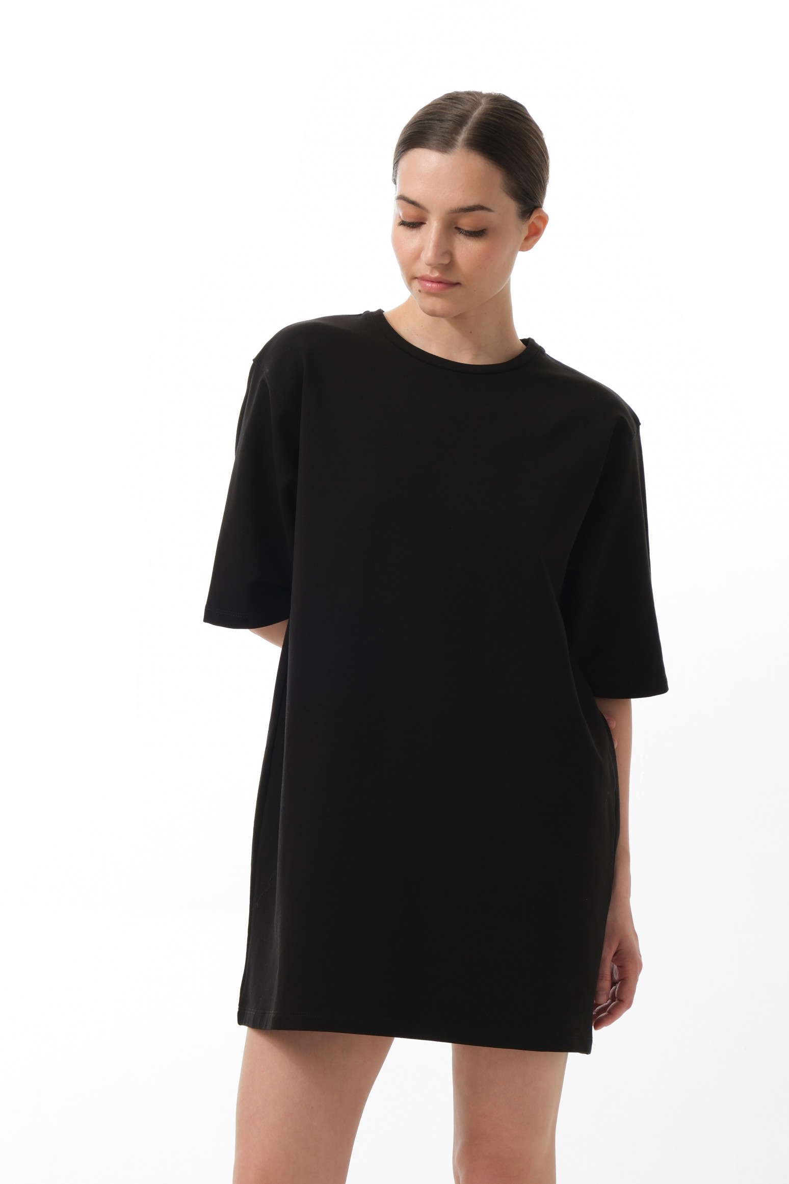 Платье-футболка oversize из плотного трикотажа