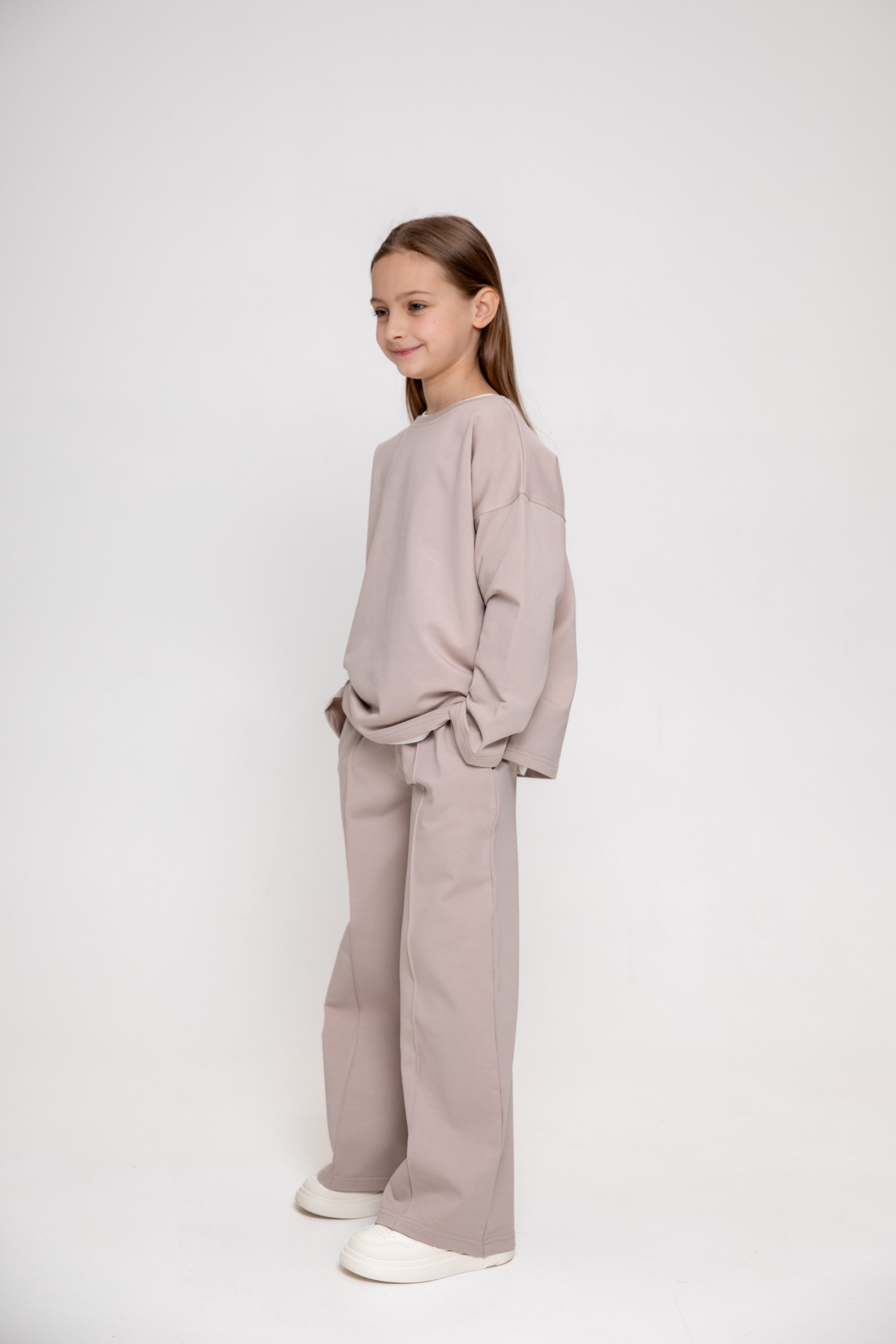 Костюм лонгслив и брюки со швами