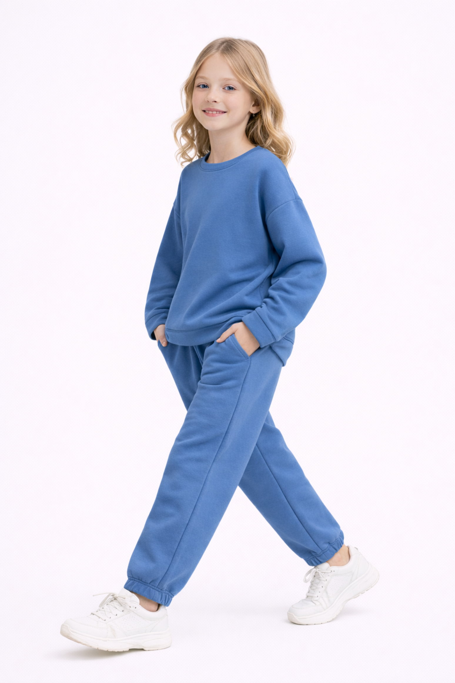 Костюм толстовка с разрезами и джогеры