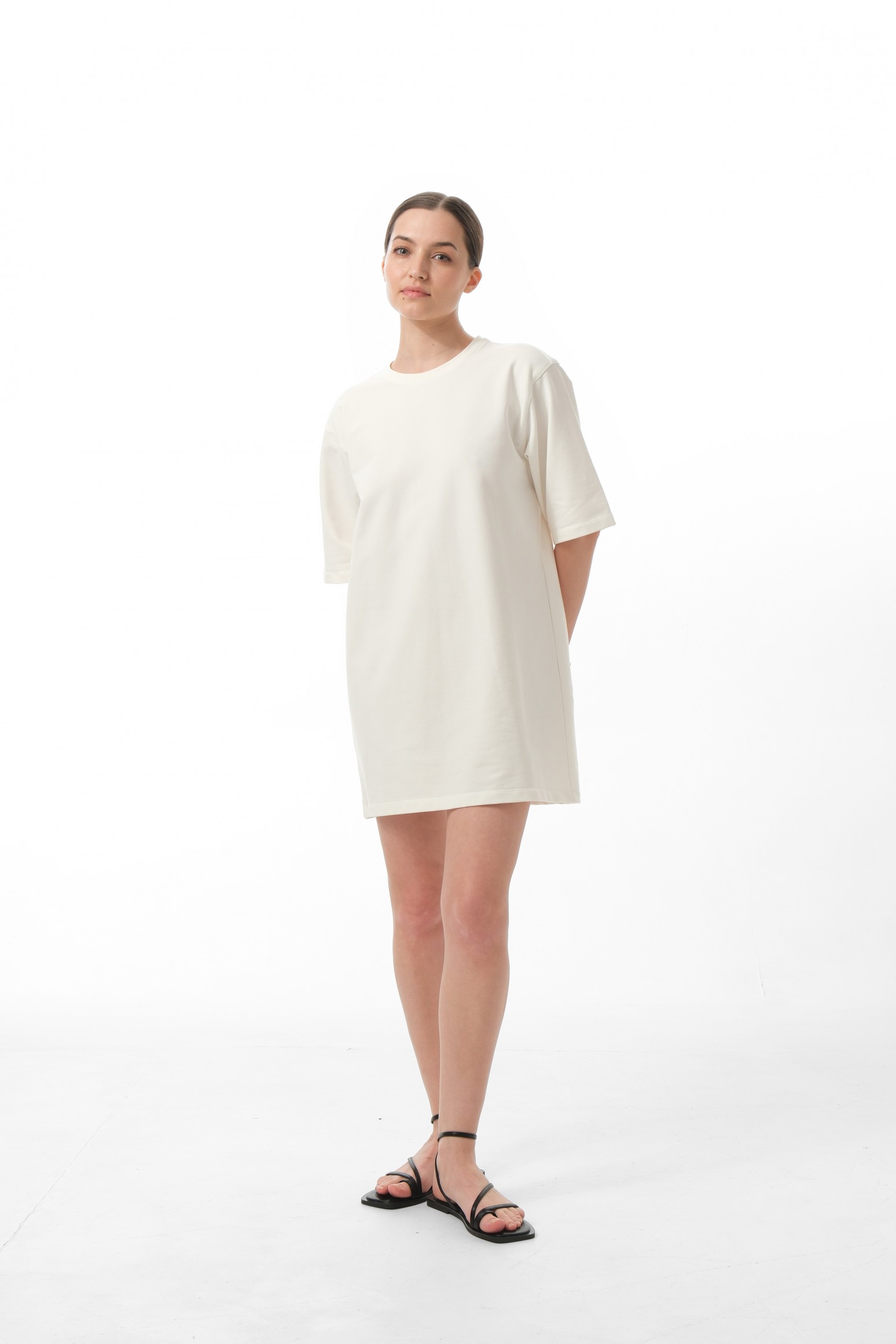 Платье-футболка oversize из плотного трикотажа