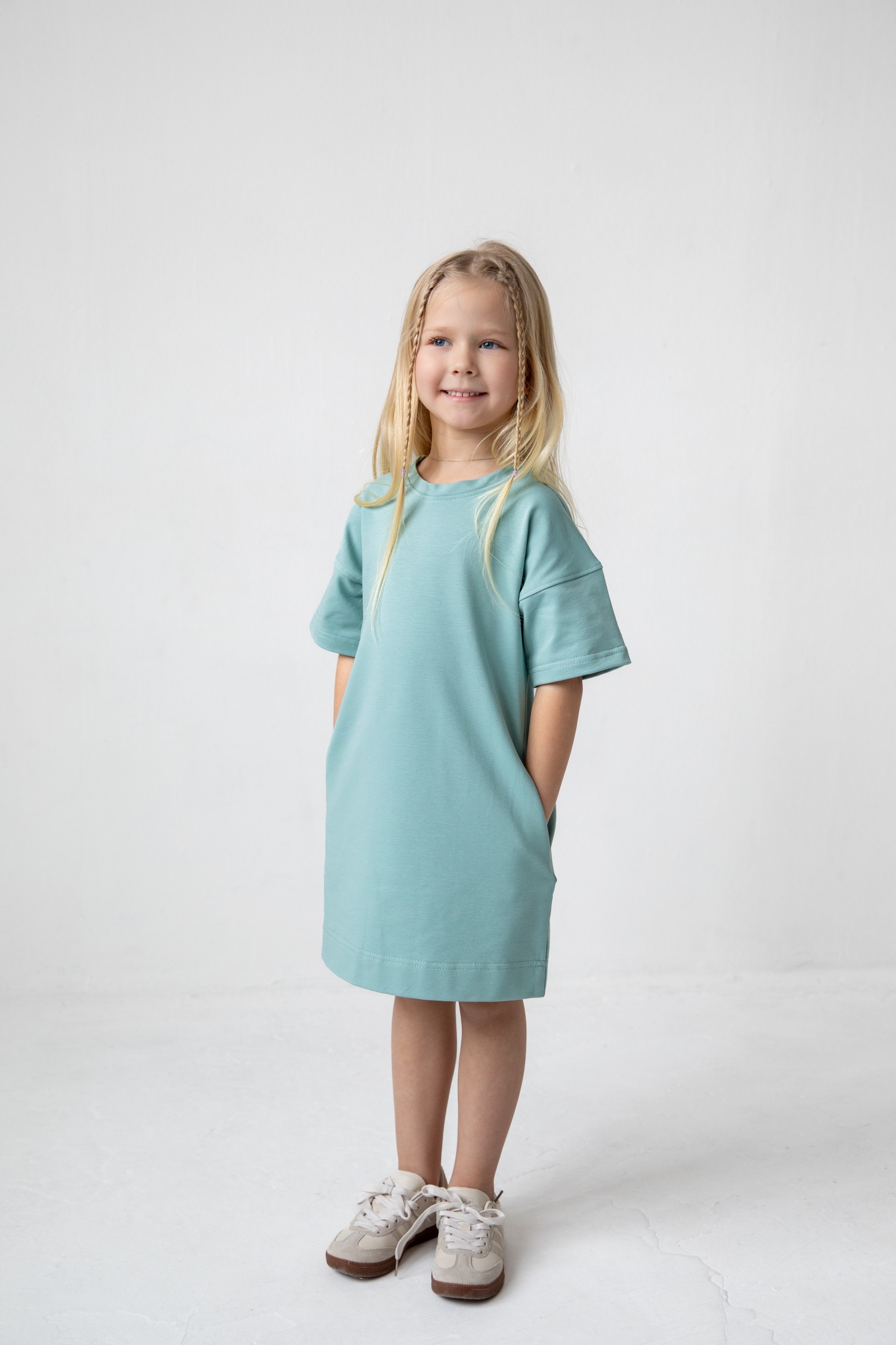 Платье-футболка свободного кроя