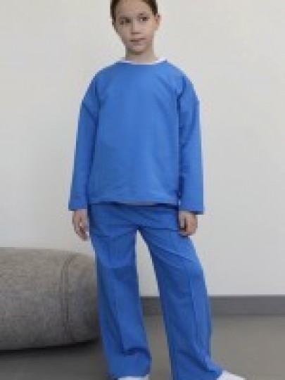 Костюм лонгслив и брюки со швами