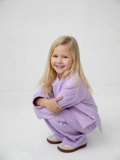 Комплект лонгслив с разрезами и брюки с декоративным швом