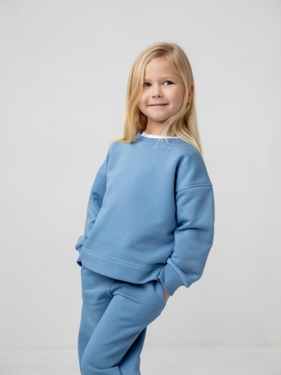 Костюм толстовка и прямые брюки