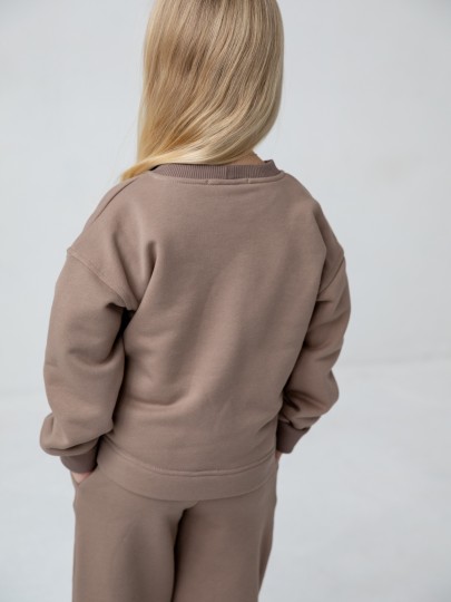 Костюм толстовка и прямые брюки