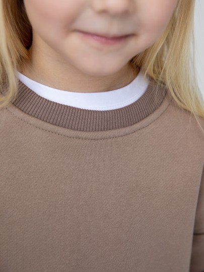 Костюм толстовка и прямые брюки