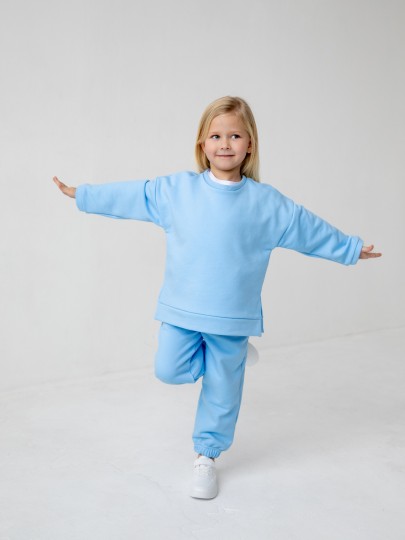 Костюм толстовка с разрезами и джогеры